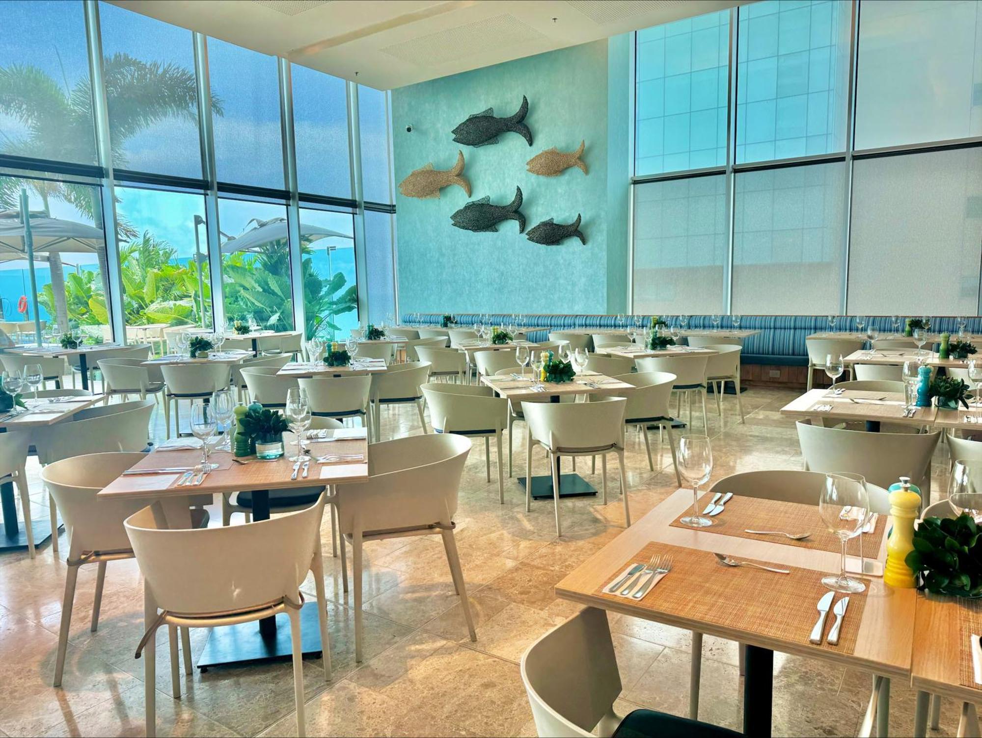 エステラル カルタヘナ デ インディアス ホテル イ セントロ デ コンベンシオネス Cartagena エクステリア 写真 The interior of the restaurant