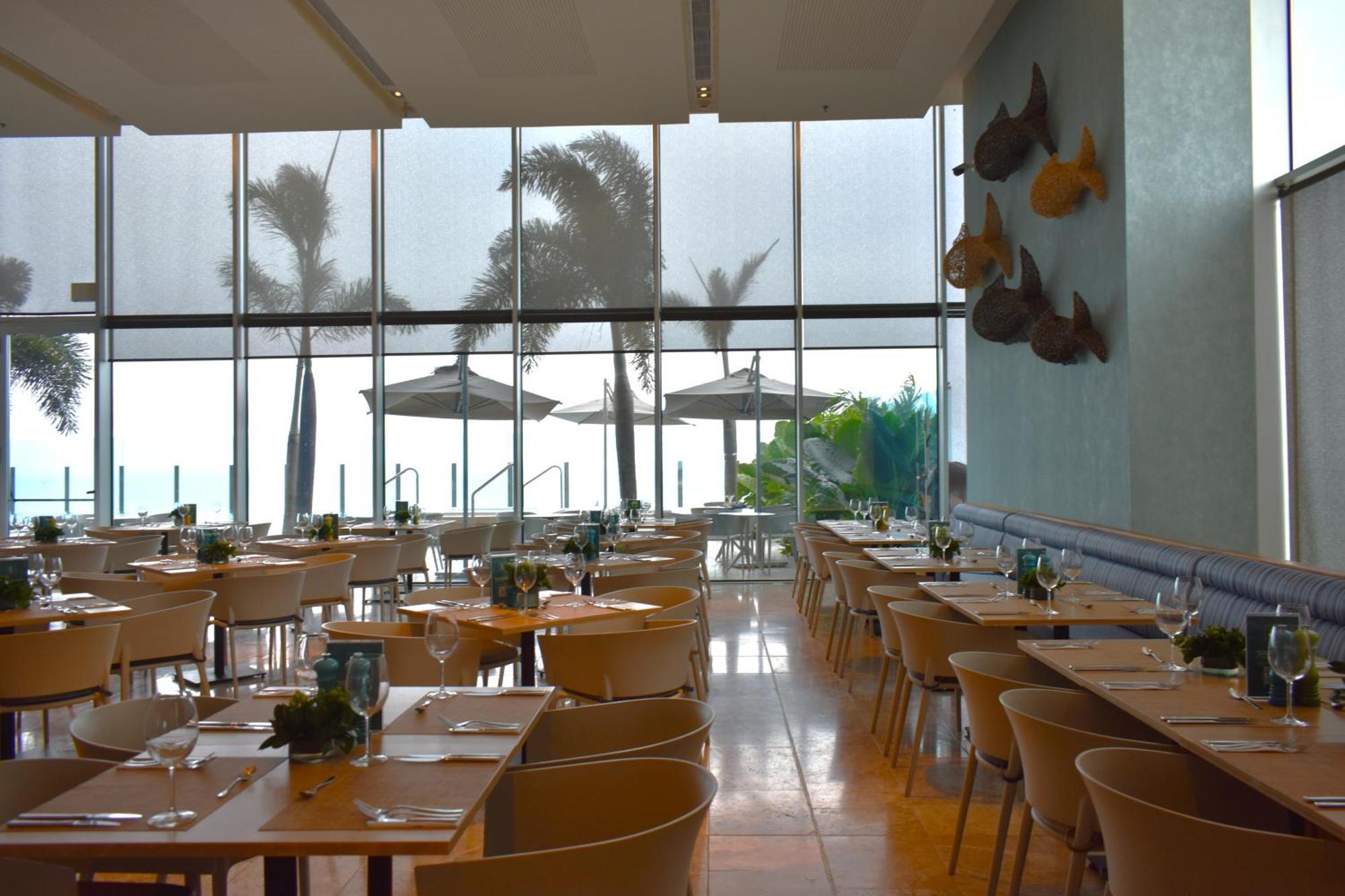 エステラル カルタヘナ デ インディアス ホテル イ セントロ デ コンベンシオネス Cartagena エクステリア 写真 Restaurant